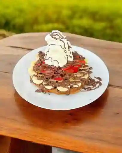 Waffle Nutella, Fruta y Helado