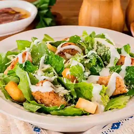 Ensalada Cesar con Pollo