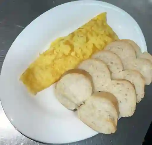 Bebida y omelette