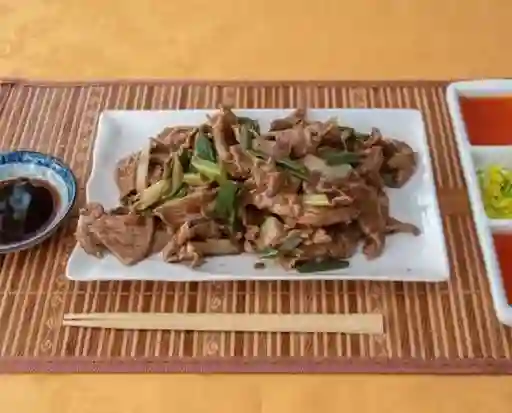 Col Carne Mongoliana con Papas Fritas