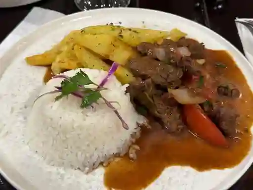 Lomo Saltado