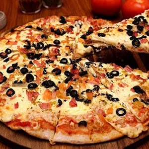 Pizza Napolitana Mediana de 30 Cm