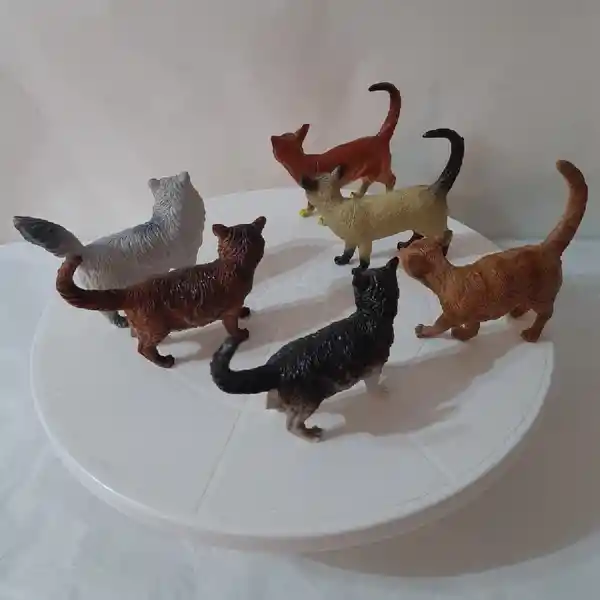 Set Juguetes De Animales Gatos M