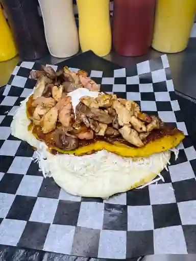 Cachapas con Parrilla