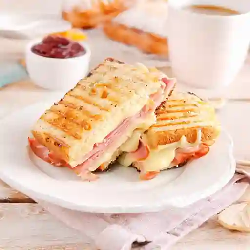 Sándwich Jamón y Queso