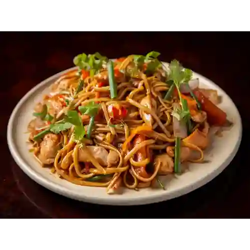 Tallarin Saltado Pollo