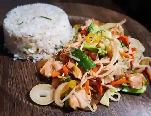 Chapsui Pollo & Verduras + Arroz O Noodl