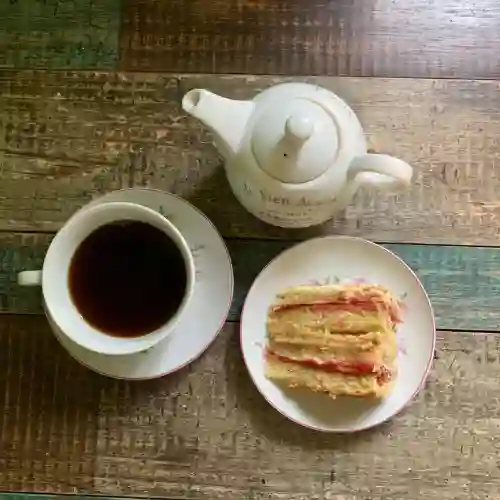 Torta en Trozo de Frambuesa