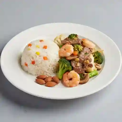 Chapsui de especial con arroz