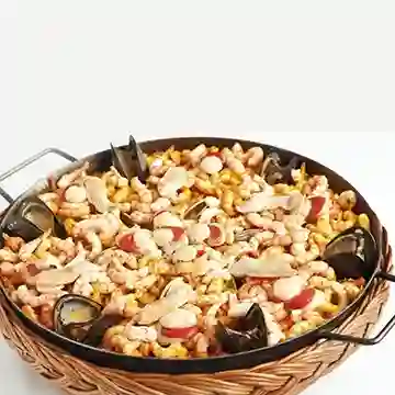 Paella de Mariscos (2 Porciones)