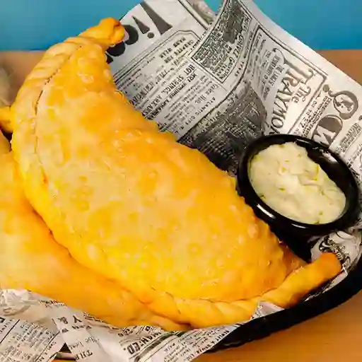 Empanada mechada queso