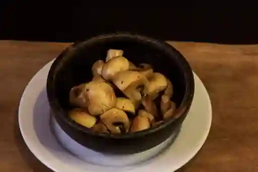 Champiñones Salteados
