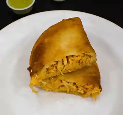 Empanada De Pollo