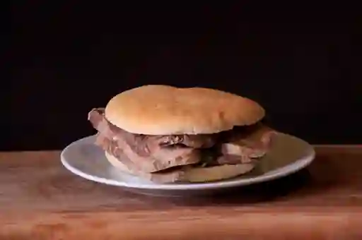 Sándwich de Lengua