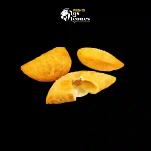 3 Empanadas de queso ciboulette