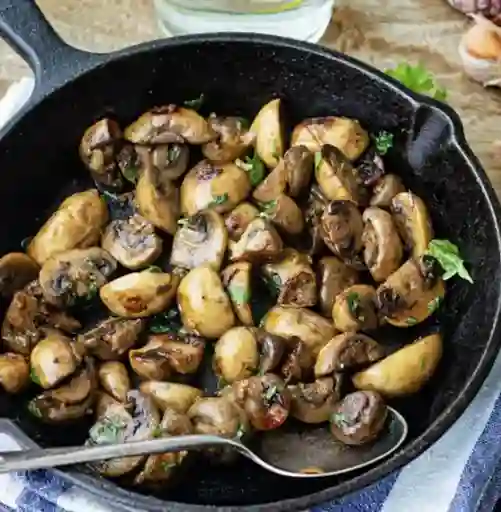 Champiñones salteados