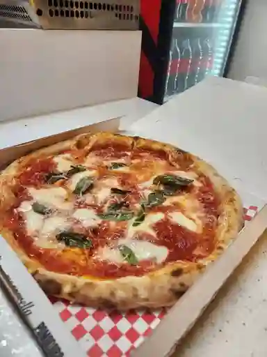 Margherita ( Pizza Familiar 36 Cms.)