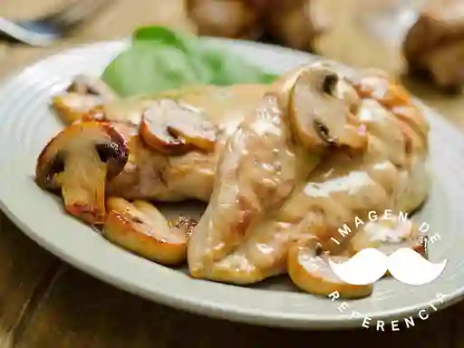 Pollo Champiñon