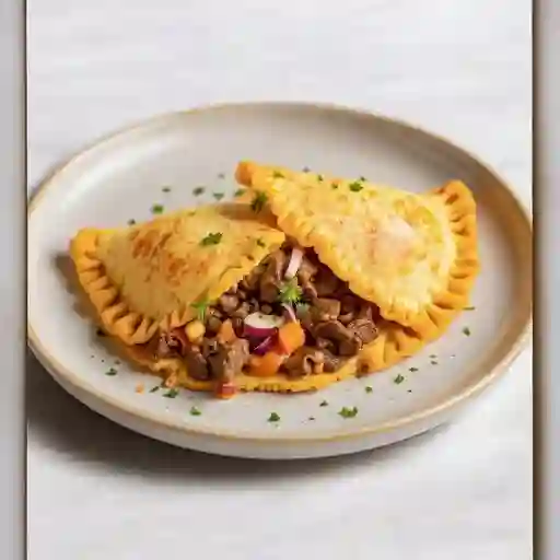 Empanada de lomo saltado