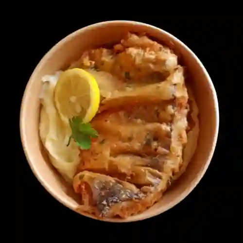 Merluza Frita con Puré de Papas