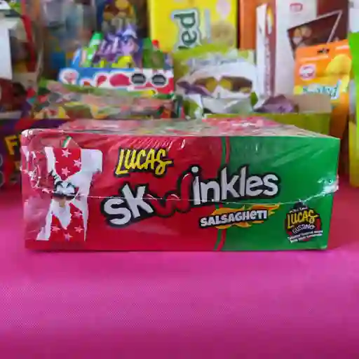 Skwinkles gusanos con salsa tamarindo