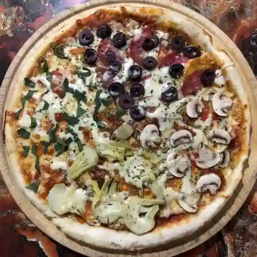 Pizza 4 Estaciones 30 Cm