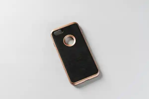Carcasa Para iPhone Color Negro / Dorado
