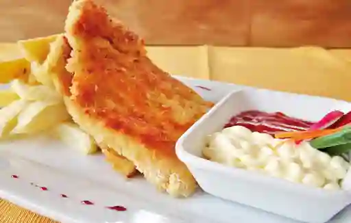 Milanesa de Pollo con Papas Fritas