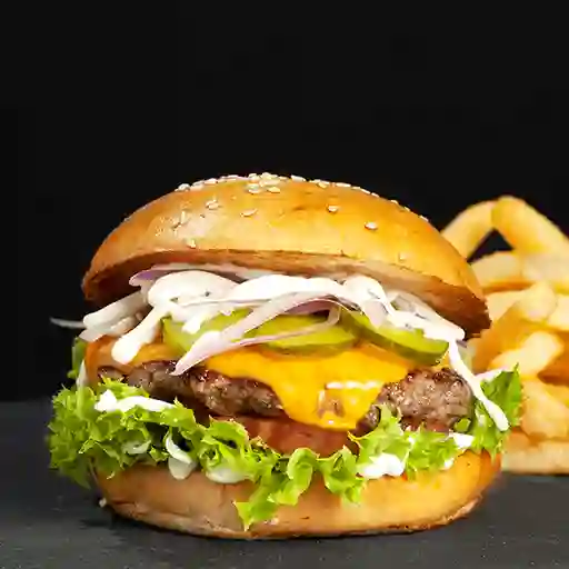 Clásica 🍔 Burger + Papas 🍟