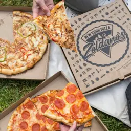 2 Pizzas Familiares a Elección