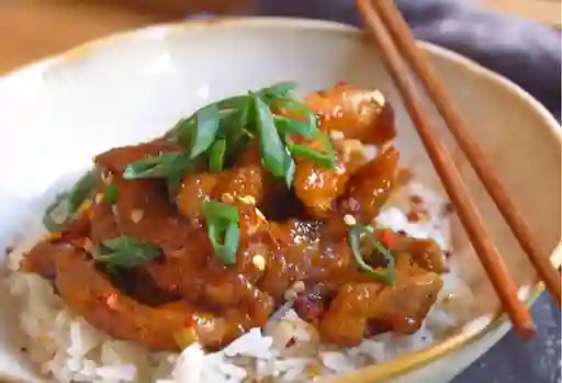 Cerdo Mongoliano con Arroz