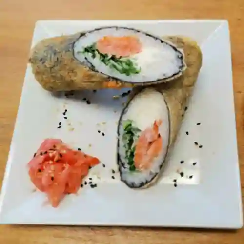 Hand Rolls Tempura Salmón