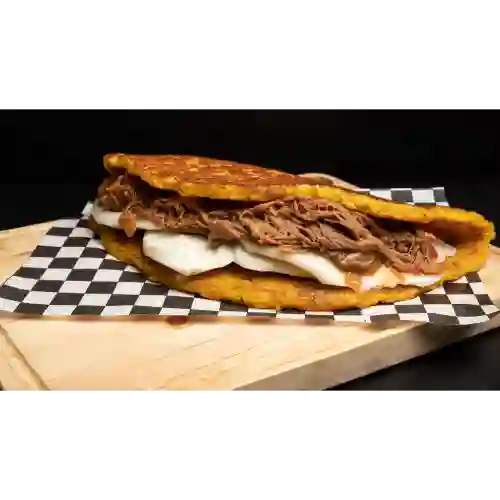 Cachapa Queso de Mano y Proteína (Mixta)