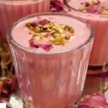 Raspberry Lassi