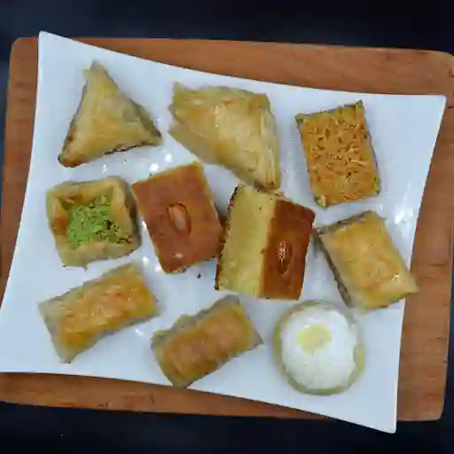 Caja De Dulces Árabes