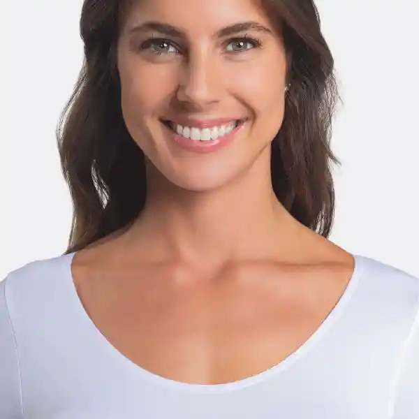 Polera Microfibra Cuello Redondo Blanco Caffarena