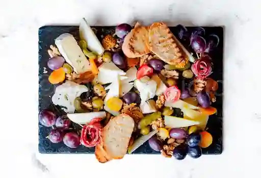 Tabla De 3 Quesos Nacionales