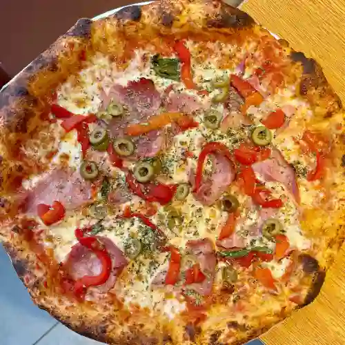 Pizza Jamón Pimentón