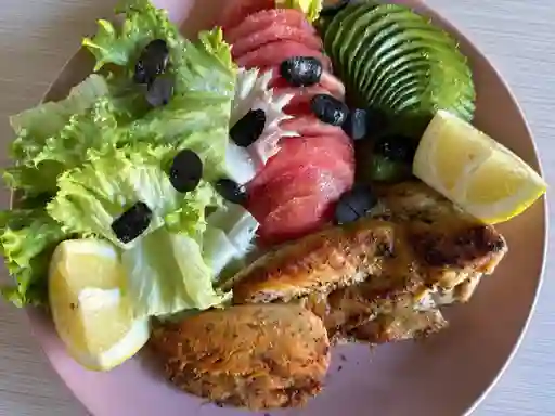 Pollo a la Plancha con Mix de Ensalada