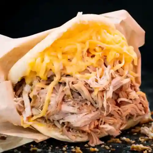 Arepa rumbera (pernil  queso)