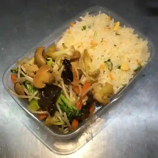 Chapsui de Verdura con Arroz O Papas