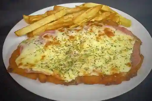 Milanesa de Pollo Bonaerense y Papas