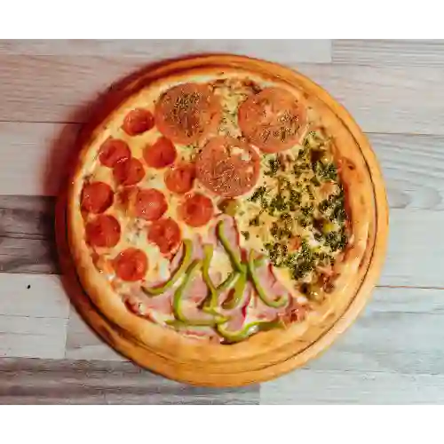 Pizza de Cuatro Sabores Familiar