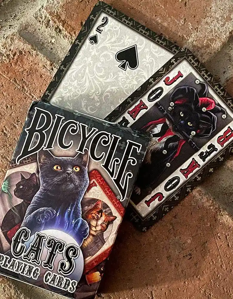 Naipe Bicycle Cats