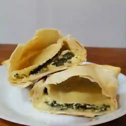 Empanada Espinaca, Queso Ricotta y Mante