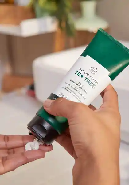 Tea Tree The Body Shop Mascarilla Exfoliante Facial 3 En 1