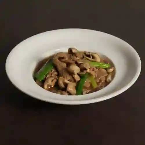Carne con Champiñones