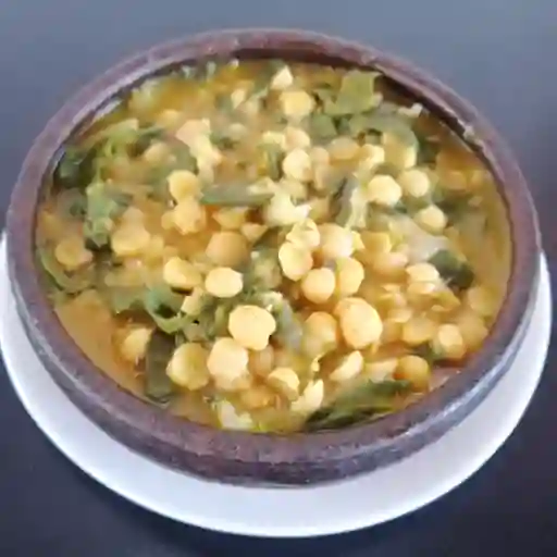 Guiso de Garbanzos con Pollo a la Plancha