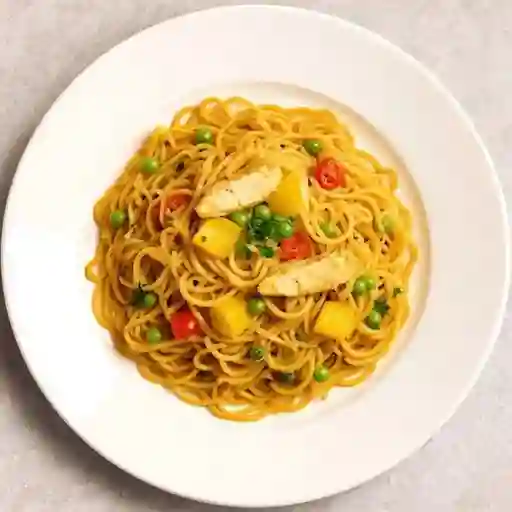 Tallarines con Pollo