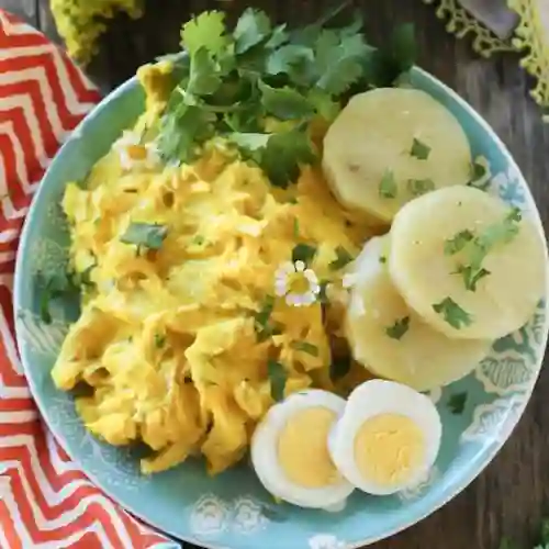 Bandeja Familiar de Ají de Gallina